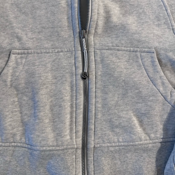 Lululemon Light Gray Scuba Oversized Hoodie - Picture 4 of 4
